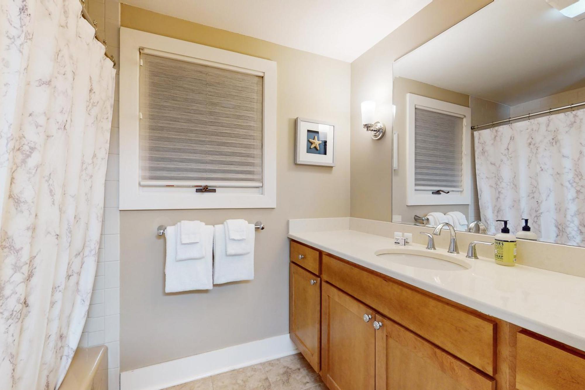 Stones Way Villa Lake Forest Park ภายนอก รูปภาพ