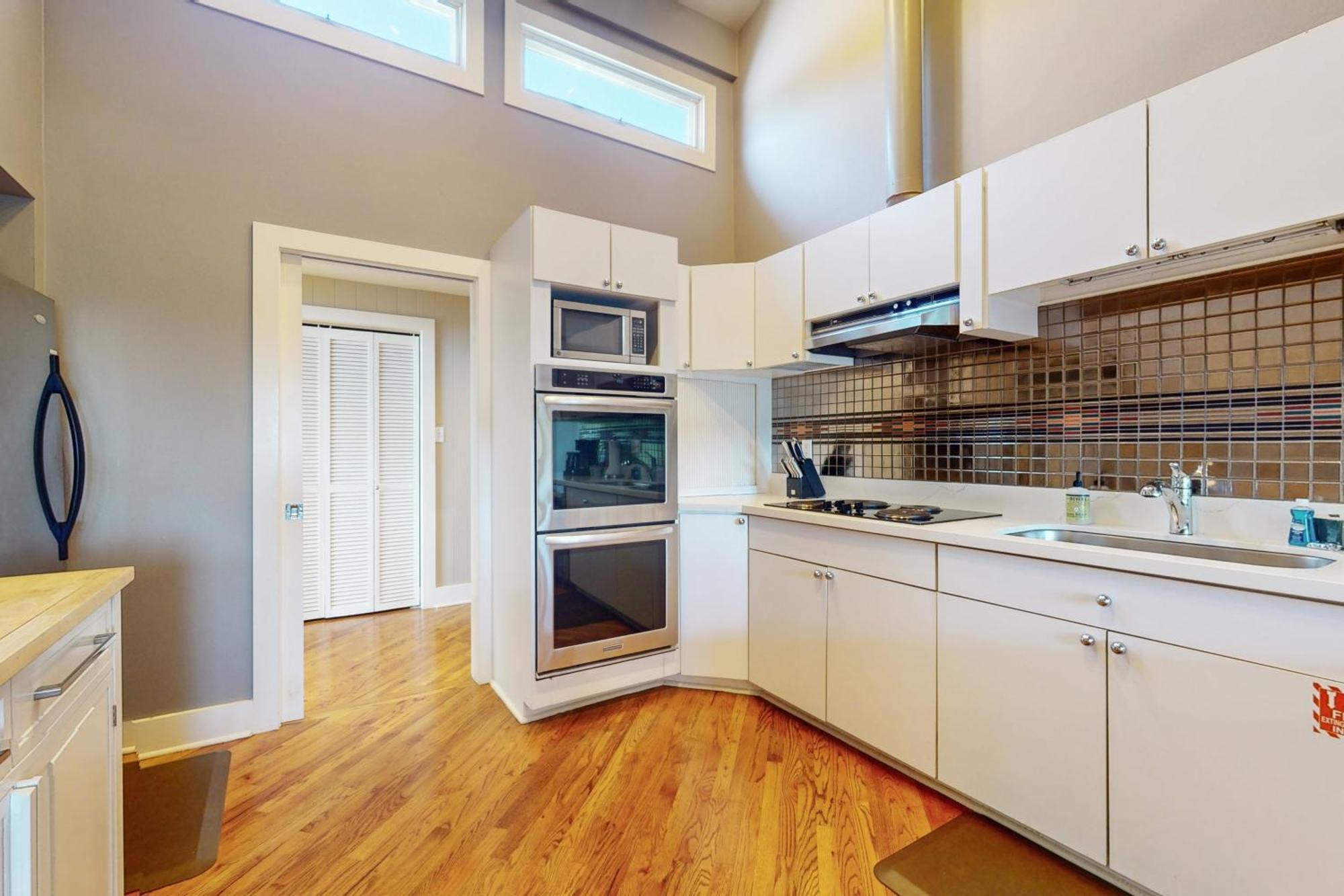 Stones Way Villa Lake Forest Park ภายนอก รูปภาพ
