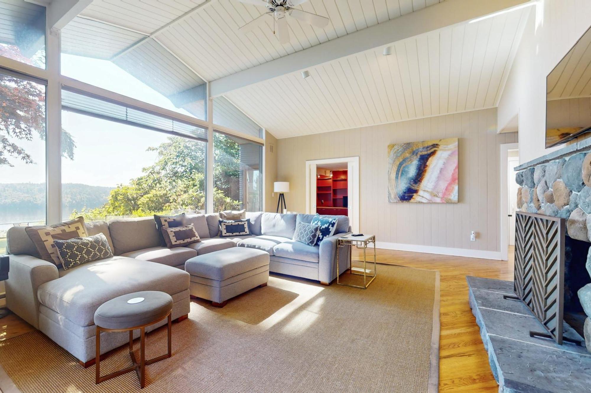 Stones Way Villa Lake Forest Park ภายนอก รูปภาพ